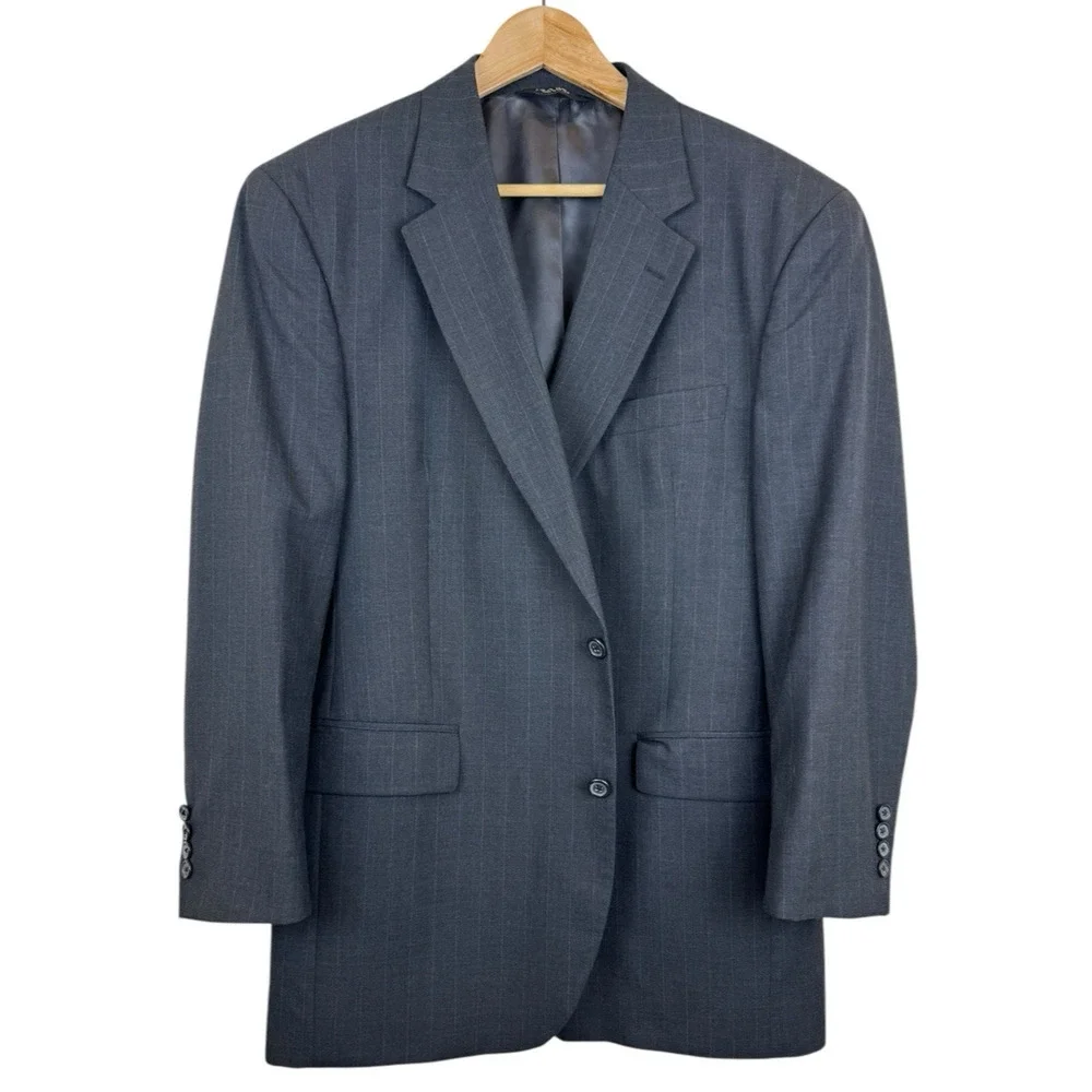 Jos A Bank Signature Collection Men's Suit Gray Pinstripe‎ 100% Wool 42R 36x28